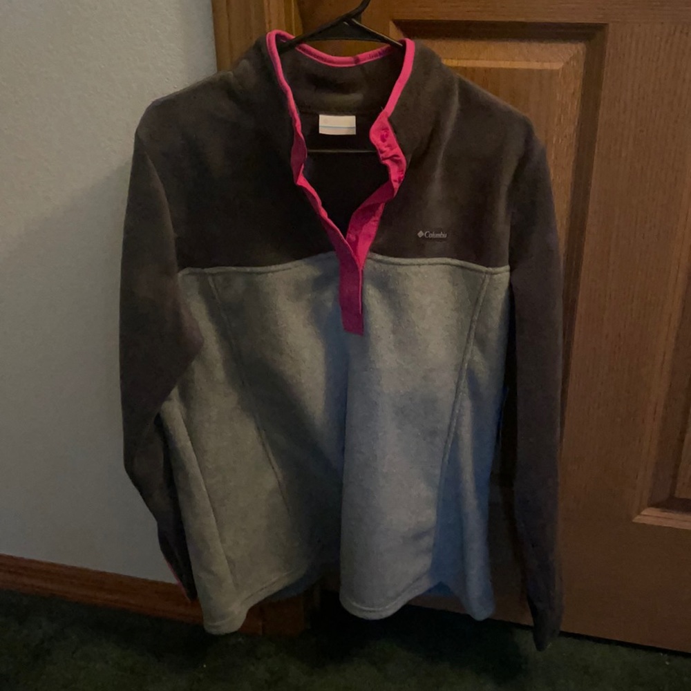 Columbia pull over